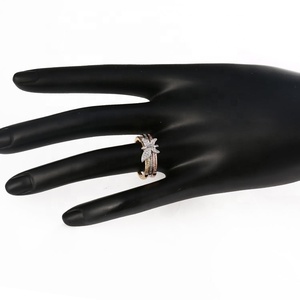 Vente directe d'usine, bijoux de mode, <span class=keywords><strong>bague</strong></span> de fiançailles et de mariage en <span class=keywords><strong>or</strong></span> <span class=keywords><strong>18</strong></span> <span class=keywords><strong>carats</strong></span>, zircon <span class=keywords><strong>18</strong></span> <span class=keywords><strong>carats</strong></span> - Product Image 3