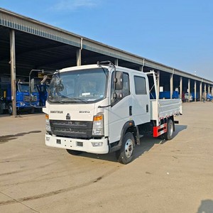 China Howo 4X2 2 Rpw Cabin Fence Cargo Truck 3 Tons 5 Tons Light Truck for Sale - Product Image 3
