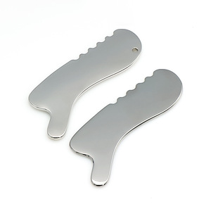 Großhandel Medizinisches Metall <span class=keywords><strong>Gua</strong></span> <span class=keywords><strong>Sha</strong></span> für Gesicht Augen zurück Schönheit Fisch geformte Edelstahl kratzen <span class=keywords><strong>Gua</strong></span> <span class=keywords><strong>Sha</strong></span> Board - Product Image 4