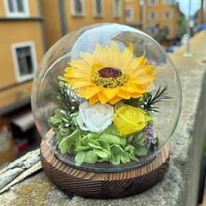 Vase rond artisanal <span class=keywords><strong>en</strong></span> <span class=keywords><strong>verre</strong></span> <span class=keywords><strong>soufflé</strong></span> avec base <span class=keywords><strong>en</strong></span> bois pour arrangements floraux et décorations <span class=keywords><strong>de</strong></span> mariage et <span class=keywords><strong>de</strong></span> maison - Product Image 5