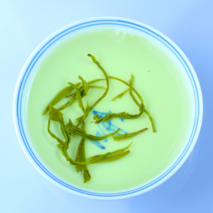 Thé brume nuage Nouveau thé Sichuan Ya'an Yunwu Thé <span class=keywords><strong>vert</strong></span> Super Biluochun Curly - Product Image 2