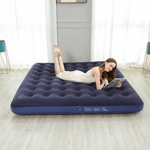 Directo de fábrica, venta al por mayor, colchón de tamaño completo inflable de PVC + flocado superior, cama de aire portátil plegable para acampar al aire libre - Product Image 6