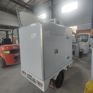 Tricycle électrique <span class=keywords><strong>de</strong></span> <span class=keywords><strong>1</strong></span>.8 mètres <span class=keywords><strong>de</strong></span> long avec boîte à bière réfrigérée Pedicab électrique à 3 roues - Product Image 5