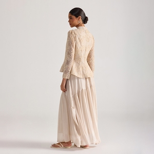 Nuovo Set Due Pezzi Autunno 2026: Top Elegante in Pizzo Ricamato a Maniche Lunghe Stile <span class=keywords><strong>Palazzo</strong></span> con Gonna a Metà Coscia - Product Image 3