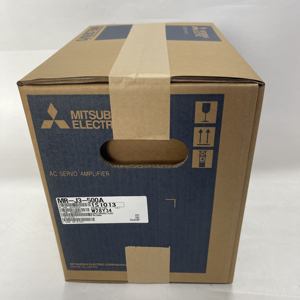Servoamplificador de CA Mitsubishi MR-J3-500A - Product Image 1