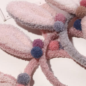 Diadema coreana con orejas de conejo de piel de oveja, diseño floral, linda y versátil, para lavarse la cara, para venta al por mayor en talla de mujer - Product Image 3