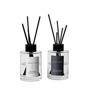 Z Fireless AROMA HOME Flacon d'huile essentielle d'aromathérapie, Désodorisant d'ambiance pour hôtel et maison, Désodorisant WC, Répulsif moustiques Wild - Product Image 1