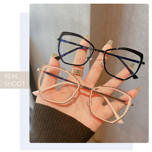 Di alta qualità <span class=keywords><strong>da</strong></span> donna per donna <span class=keywords><strong>occhiali</strong></span> <span class=keywords><strong>da</strong></span> sole in oro rosso acciaio inossidabile moda poligone grande Design quadrato cerniera a molla in metallo - Product Image 3