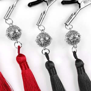 Nuevo Clip para Pezones Unisex GF, Juguetes de Castigo para Estimulación de Pezones, Clip para Pezones Erótico SM, Clip para Pezones de Estilo Chino con Campana Hueca Retro - Product Image 4