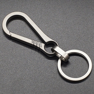 <span class=keywords><strong>Mousqueton</strong></span> en titane <span class=keywords><strong>porte</strong></span>-clés Clip petit sac à dos Clip <span class=keywords><strong>porte</strong></span>-clés robuste Anti-perte <span class=keywords><strong>porte</strong></span>-clés à dégagement rapide pour clés bouteille - Product Image 2
