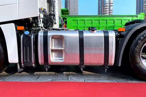 JAC Modelo 2025 K7 540hp Nuevo Euro 5 Diésel 6X4 Camión Tractor con Dirección Izquierda, Suspensión Neumática y Remolque con Capacidad de Carga de 31-40T - Product Image 4