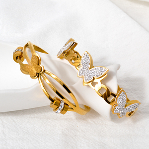 Bracelets joncs papillon en acier inoxydable plaqué or 18 carats personnalisés à la mode pour femmes - Product Image 3