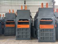 Presse à balles verticale hydraulique pour le recyclage du papier, du carton, des sciure de bois, des bouteilles en PET/plastique