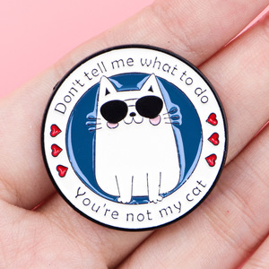 Venta al por mayor de fábrica: Nuevo broche de gato de dibujos animados, lindo pin de metal de mascota, pin de esmalte suave personalizado - Product Image 5