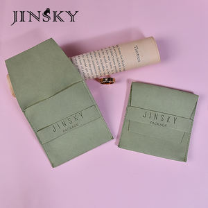 Pochette en microfibre de qualité supérieure Jinsky, personnalisée, avec logo en relief, design enveloppe, pour vos objets précieux - Product Image 2