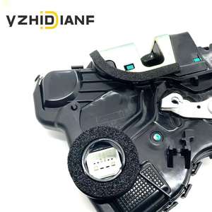 Aktuator Kunci Pintu Depan Kanan Mobil Dengan Rakitan Kunci 690300C050 69030-42230 6903042230 69030-06200 Untuk Toyota RAV 4 Camry - Product Image 3