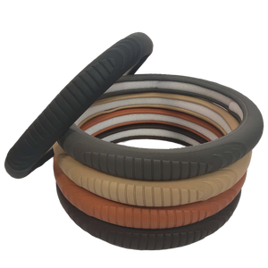 أغطية جلدية عالمية مضادة للانزلاق وتهوية تلقائية - Product Image 4