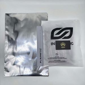 Sacs d'expédition en polyéthylène durables avec logo personnalisé pour vêtements, chaussettes, chaussures et fourrures - Enveloppe autocollante avec tailles personnalisées - Product Image 2