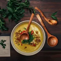 Style japonais Diverses cuillères en bois pour nouilles Ramen Cuillères à soupe chinoises en bois incurvées avec logo personnalisé Ensemble de louches en bois