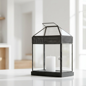 Lanterne porte-bougie classique en métal noir et verre, faite à la main, durable, vente en gros - Product Image 1