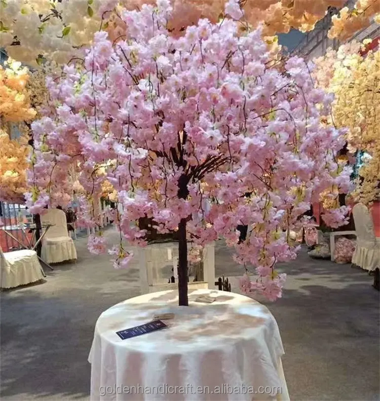 QSLH-613 Light Pink Wedding Table Centerpiece Ornamento Alto Cherry Blossom Tree Árvore De Seda Artificial Árvore Interior Para O Evento Do Partido