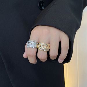 Dong Shi Jewelry Au750 Bague en or véritable 18 carats avec croix en moissanite - Product Image 5