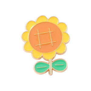 Échantillon gratuit personnalisé promotionnel mignon petite <span class=keywords><strong>noisette</strong></span> émail doux broche métal Badge fabricant personnalisé émail broche artisanat - Product Image 2