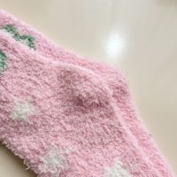Chaussettes d'hiver en gros personnalisées avec logo brodé, chaussettes épaisses et moelleuses pour intérieur, chaussettes chaudes effet nuage