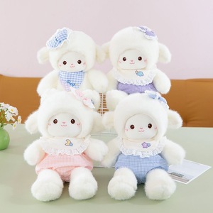 ของเล่นตุ๊กตาแกะนุ่มสบายยัดไส้รูปสัตว์การ์ตูนตุ๊กตาแกะพร้อมผ้ากันเปื้อนเด็กของขวัญวันหยุดวันเกิดสำหรับสาวน้อยน่ารัก - Product Image 1