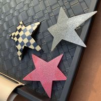 Vente en gros LOGO personnalisé de pinces à cheveux en forme d'étoile en acrylique Niche Pinces à cheveux coréennes Y2k mignonnes pinces à cheveux pour filles tendances et paillettes