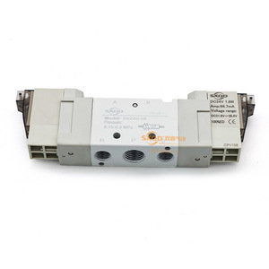 Vanne solénoïde SXQD 5V220-08 1/4 pouce pour le contrôle du gaz dans l'automatisation des cylindres - Product Image 1