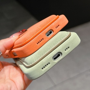 เค<span class=keywords><strong>ส</strong></span>ผ้าสักหลา<span class=keywords><strong>ด</strong></span>หรูหราน้ำหนักเบาแบบพรีเมี่ยมพร้อมกระเป๋าเงินบัตรแม่เหล็กที่ถอดออกไ<span class=keywords><strong>ด</strong></span>้ I <span class=keywords><strong>ส</strong></span>ำหรับ iPhone 14-16 PRO MAX - Product Image 3