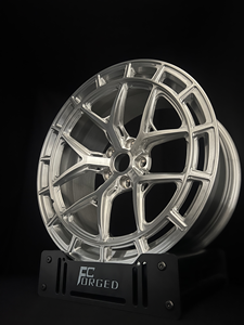ล้อแม็กซ์ปลอมแบบ Center Lock 5x130 สำหรับ Porsche 911 Cayenne Panamera 718 Taycan ขนาด 19 20 21 นิ้ว สีดำด้าน - Product Image 4