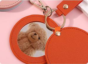 לוגו מותאם אישית מיני עגול עור איפור תיק מראה-מתנה לקידום נשים לאודם ועגיל - Product Image 4