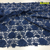 Stock disponible, différentes couleurs, haute qualité, respectueux de la peau, écologique, 100% polyester, tissu en dentelle guipure 3D personnalisable