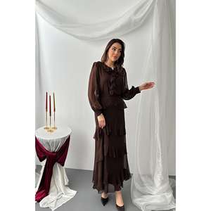 Ensemble de robes de soirée en mousseline de soie marron à volants en gros - Product Image 4