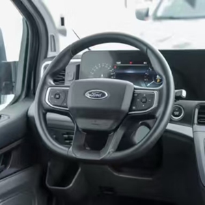 Fourgonnette compacte <span class=keywords><strong>Ford</strong></span> <span class=keywords><strong>Transit</strong></span> <span class=keywords><strong>Custom</strong></span> d'<span class=keywords><strong>occasion</strong></span> avec transmission automatique à essence pour les voyages routiers et le camping - Product Image 4