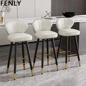 Luxury Modern Nordic Bar Chair with High Backrest American Leisure Rotate Counter Stool Luxury Wood Frame for Kitchen Dining