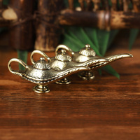 Vintage Geleneksel Aladdin Lambası Saksı Metal El Sanatları Özel Baskılı Altın Kaplama Anahtarlık Aksesuarları Ev Dekorasyonu İçin
