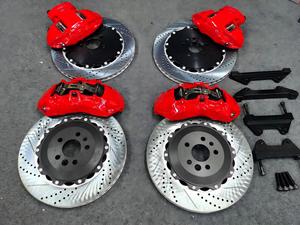 Étriers <span class=keywords><strong>de</strong></span> <span class=keywords><strong>frein</strong></span> légers à 6 pistons pour Ford F150 Limited Platinum Performance Kit - Product Image 1
