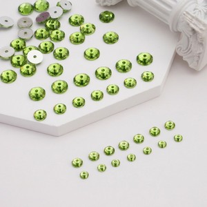 Cuentas de diamante de resina epoxi de peridoto brillante de 6 mm con orificio central para coser, marca YAXI, modelo 214-6, accesorios de joyería - Product Image 1