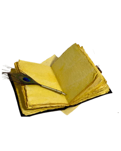 Carnet en cuir Mother Earth fait main, style vintage, avec couverture gaufrée, pages vierges pour écrire, dessiner, esquisser et prendre des notes - Product Image 2