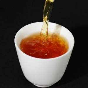 Thé noir Darjeeling <span class=keywords><strong>de</strong></span> marque propre OEM, thé Earl Grey biologique, bergamote, thé en vrac fermenté sain en sachets et en boîtes - Product Image 2