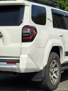 Kit de conversion de carrosserie ancien vers nouveau pour Toyota 4Runner 2014-2023, mise à niveau vers le kit de carrosserie 2025, vente en gros de pièces de carrosserie automobile - Product Image 6
