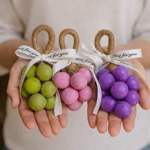 Caja de embalaje con kit de viñas colgantes, jabón artesanal de lichi en forma de racimo de uva pequeño, hecho con cuerda. - Product Image 2