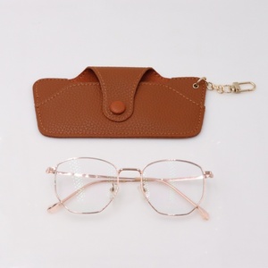 Nouveau design de pochette <span class=keywords><strong>pour</strong></span> <span class=keywords><strong>lunettes</strong></span> de soleil en cuir PU étui à <span class=keywords><strong>lunettes</strong></span> logo personnalisé de luxe étui <span class=keywords><strong>pour</strong></span> <span class=keywords><strong>lunettes</strong></span> de soleil vente en gros - Product Image 2