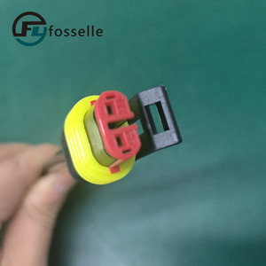 TN 시리즈 연료 레벨 센서 트럭 Genset 탱크 레벨 측정기 용 흡입 리턴 파이프가있는 자동 연료 탱크 센서 - Product Image 3