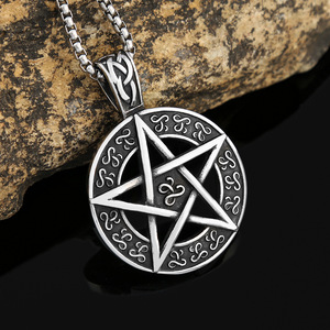 Yunnique-collar con colgante de pentagrama de acero inoxidable para hombre, accesorio de joyería con dije de estrella redonda para parejas, cadena de 60cm - Product Image 2