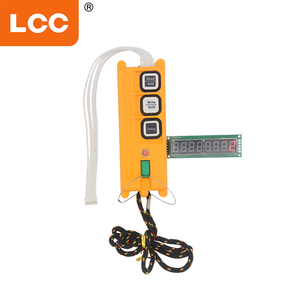 Télécommande sans fil portable LCC SN avec écran numérique pour la duplication universelle d'équipements de commande à distance de grues industrielles et palans - Product Image 1