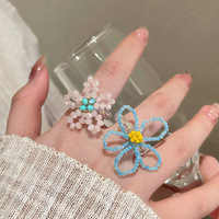 Trendy handgemachte Kristall perlen Blumen offener Ring Elegante minimalist ische süße Aussage Zeigefinger Schmuck für Frauen